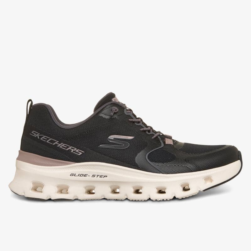 Skechers Glide-Step Laufschuh in Schwarz mit weißer Sohle.